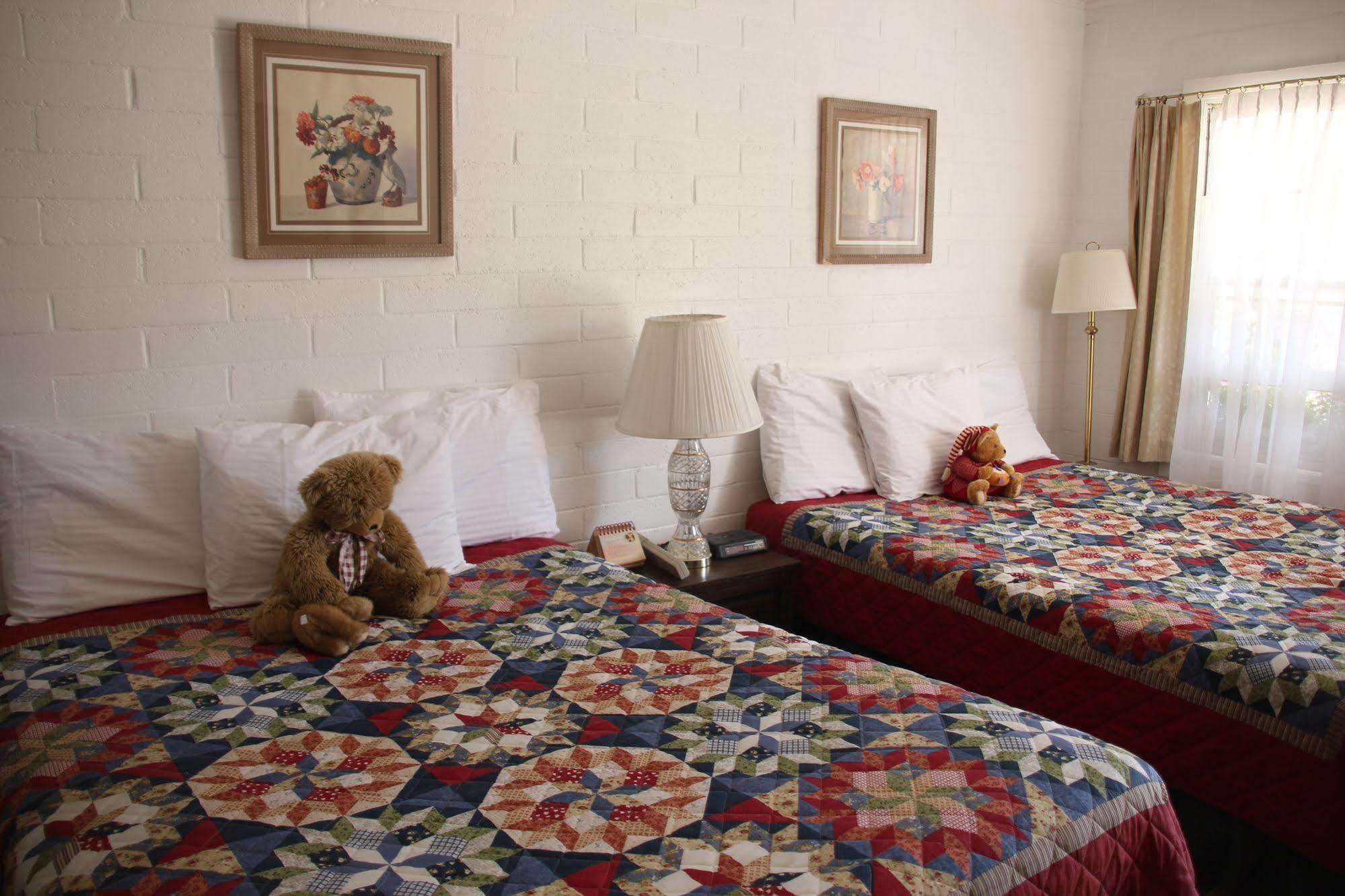 Black Bear Inn Dubois Eksteriør bilde